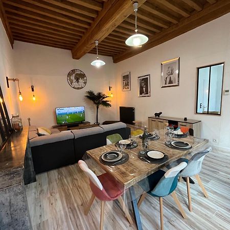 Appartement 6 Personnes - Au Coeur Du Centre Ville Парай-ле-Мониал Екстериор снимка