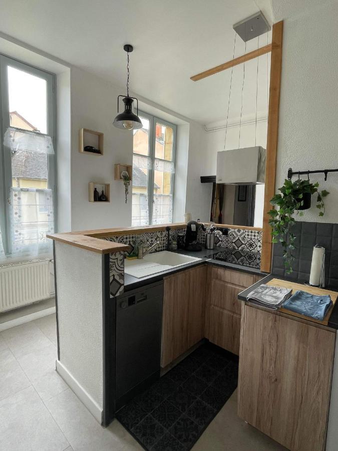 Appartement 6 Personnes - Au Coeur Du Centre Ville Парай-ле-Мониал Екстериор снимка